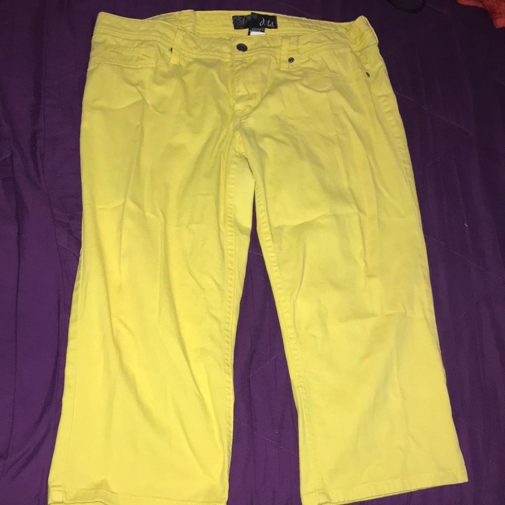 Capris